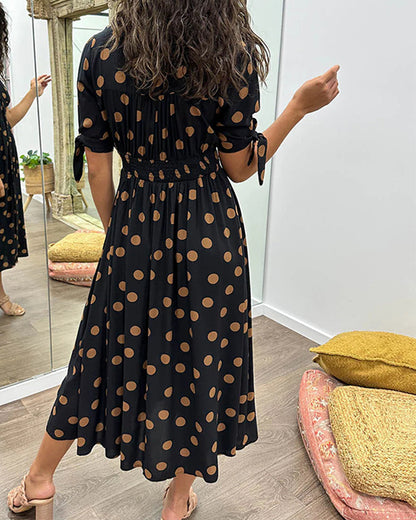 Mina™ | Dress with V-neck and Polka Dots